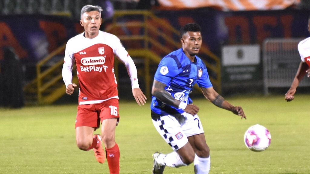 Boyacá Chicó vs Independiente Santa Fe | VizzorImage.