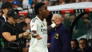 Real Madrid no multaría a Vinicius tras su enfado en el Clásico