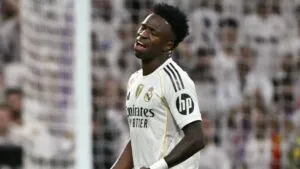 Vinicius se disculpa tras su reacción en El Clásico: “A veces la pasión me gana”