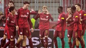 El Salzburgo toma un nuevo aire y logra su primera victoria en la Europa League