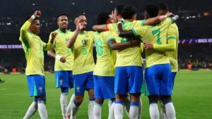 Brasil recupera su nivel y no deja dudas ante Senegal