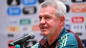 Javier Aguirre ve muy cerca el salto a Europa de la Hormiga González