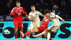 Benfica agudiza la crisis de Ajax en la UEFA Champions League