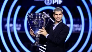 Carlos Alcaraz cerrará el 2025 como número uno del mundo