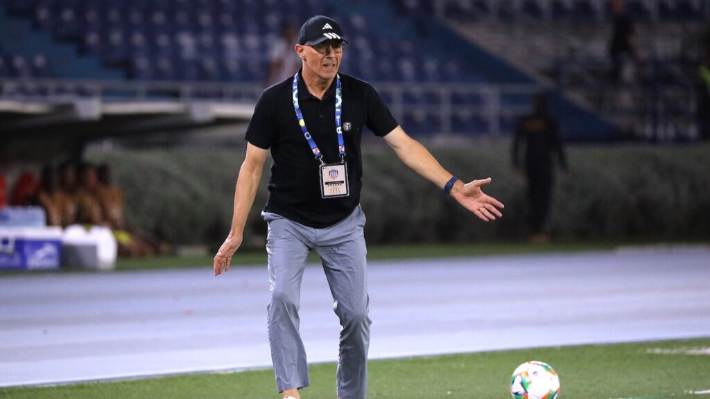 Alfredo Arias, DT de Junior | VizzorImage.