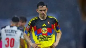 Álvaro Fidalgo negocia su salida del América