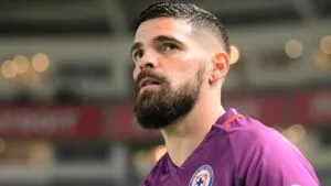 Andrés Gudiño, el arquero que esperó su momento y ahora lidera a Cruz Azul en la Liguilla