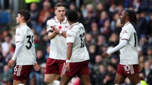 Arsenal, ante su mejor oportunidad de romper la sequía de 21 años en la Premier League