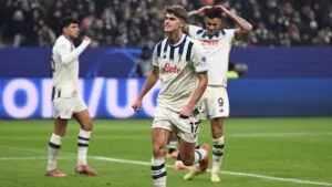 Atalanta deja al Frankfurt sin reacción y marca tres goles en 5 minutos
