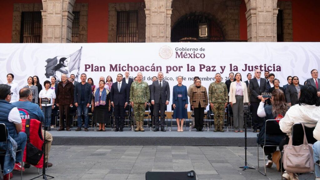 ¿Quiénes reciben la Beca Gertrudis Bocanegra?