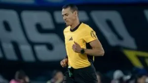 Wilmar Roldán se perdería los cuadrangulares por una dura lesión de rodilla