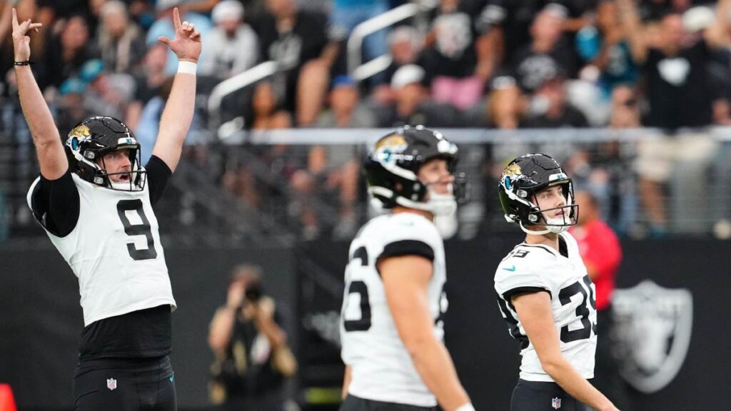 Cam Little, pateador de los Jacksonville Jaguars, superó la marca de Justin Tucker gracias a su ejecución de 68 yardas