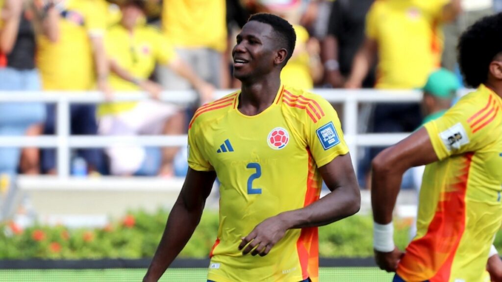 Carlos Cuesta con la Selección Colombia | VizzorImage.