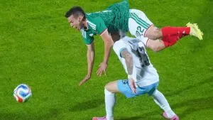 Chucky Lozano se pierde el partido contra Paraguay por lesión
