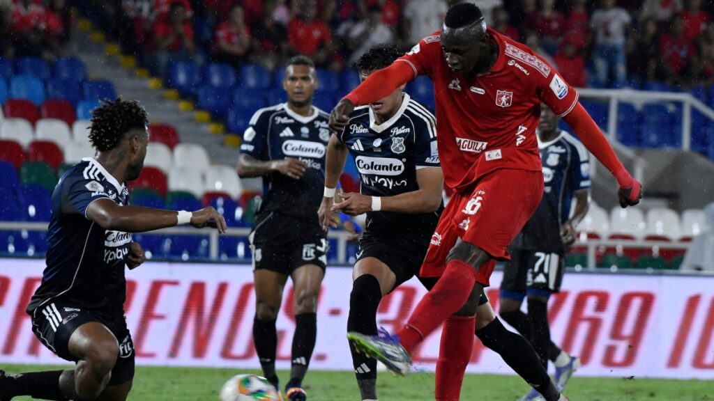 América vs DIM en cuadrangulares finales.