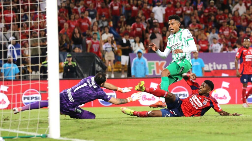 David Ospina, en acción.