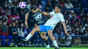 Cruz Azul vs Pumas: ¿Quién gana la jornada 17 de Liga MX 2025 según la IA?