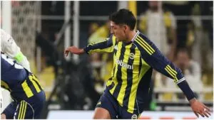 El Fenerbahce de Edson Álvarez se acerca al liderato y queda a un punto del Galatasaray