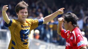 Esteban Solari, de soñar con dirigir a Pumas a ser su posible rival