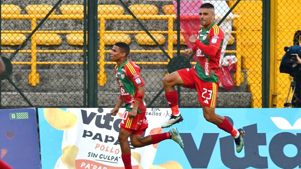 José Enamorado celebrando el gol de Junior / Vizzor