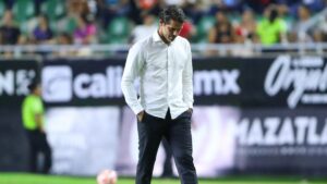 Gago asegura que tiene el respaldo pese a malos resultados del Necaxa