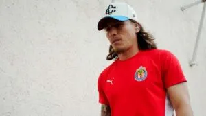Fernando ‘Oso’ González resalta actualidad de Chivas y lo pone como candidato al título