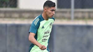 Fidel Ambriz confía en su trabajo para mantenerse en el Tri rumbo al Mundial 2026