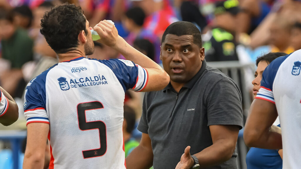 Pedro Franco y Hubert Bodhert hablan. - Vizzor Image.