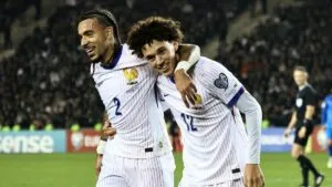 Francia cierra el clasificatorio mundialista con victoria sobre Azerbaiyán