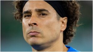 Guillermo Ochoa guía la victoria del AEL Limassol FC frente al Enosis Neon Paralimni