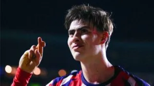 “No convocar a la Hormiga González en la próxima Fecha FIFA sería un desatino para la selección mexicana”