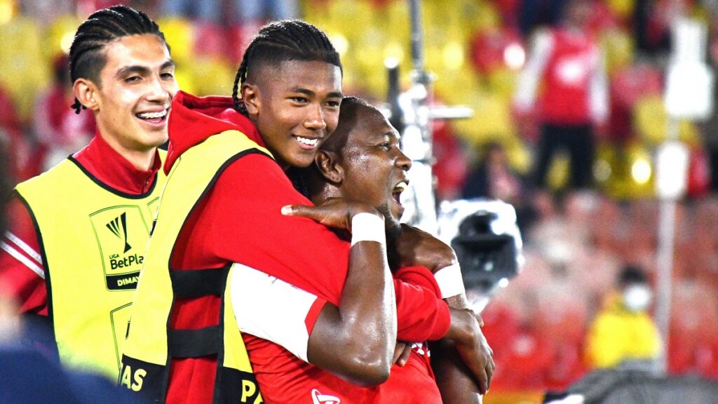 Hugo Rodallega quiere que su hijo juegue en Santa Fe