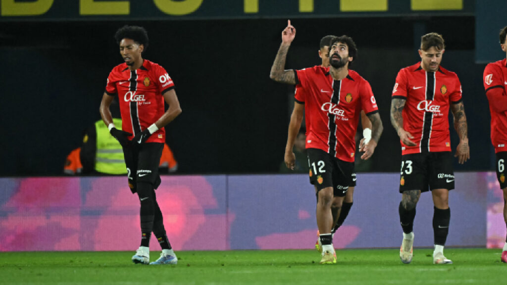 Johan Mojica, en actividad con el Mallorca