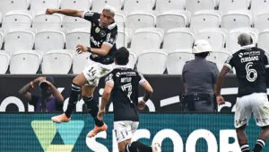 Jordan Barrera se estrena como anotador en Botafogo con un auténtico golazo