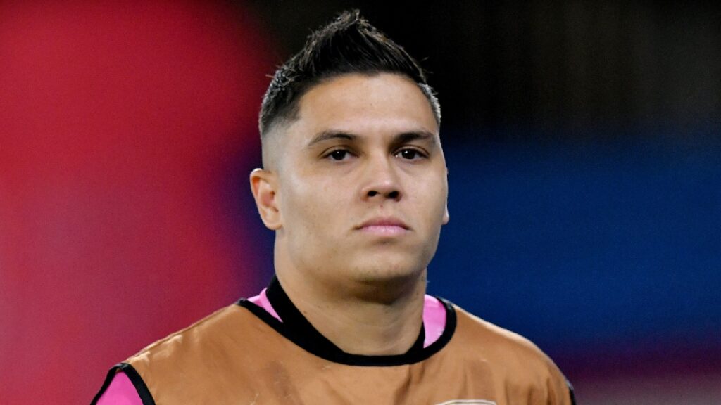 Juan Fernando Quintero, anotó y cambió el juego de River Plate, pero no fue suficiente para evitar la eliminación ante Racing.