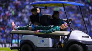 Cruz Azul reclama a la Liga MX y confirma la fractura de Kevin Mier