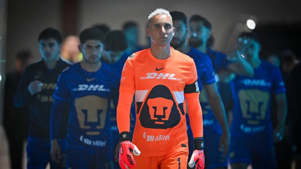 Keylor Navas se queda con los Pumas un torneo más | Imago7