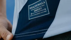 Modelos de Selección: las nuevas camisetas de Guatemala lucidas por los jugadores