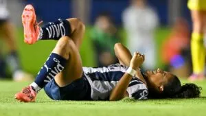 Lourdes Bosch sufre fuerte lesión en el duelo de vuelta ante América