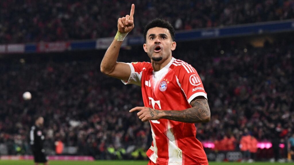 Luis Díaz celebrando con el Bayern.
