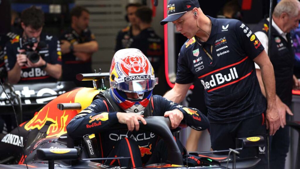 Verstappen arrancará tercero en Qatar y aseguró que algunas restricciones del auto impiden que Red Bull obtenga más rendimiento.