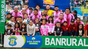 Mixco asegura su lugar en los cuartos de final del Apertura 2025