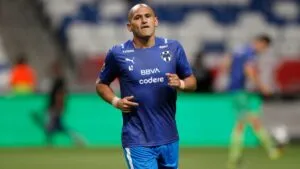 Monterrey rendirá homenaje a Humberto Suazo tras anunciar su retiro