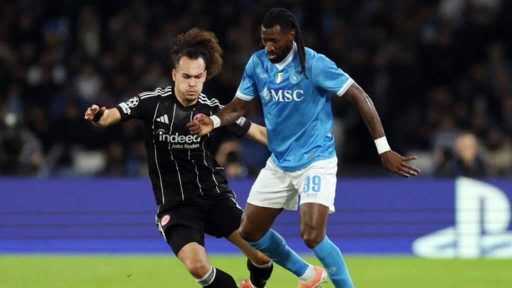 Imagen del duelo entre Napoli Vs Frankfurt | Reuters.