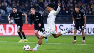 Nottingham Forest perdona y empata sin goles ante el Sturm en la Europa League