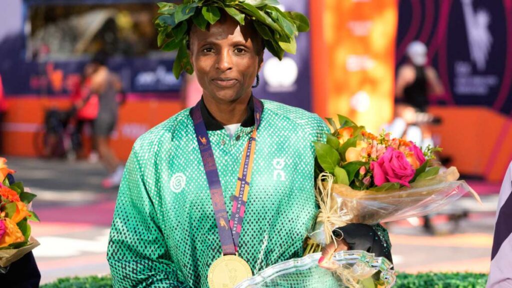 Hellen Obiri hace historia en el Maratón de Nueva York 2025