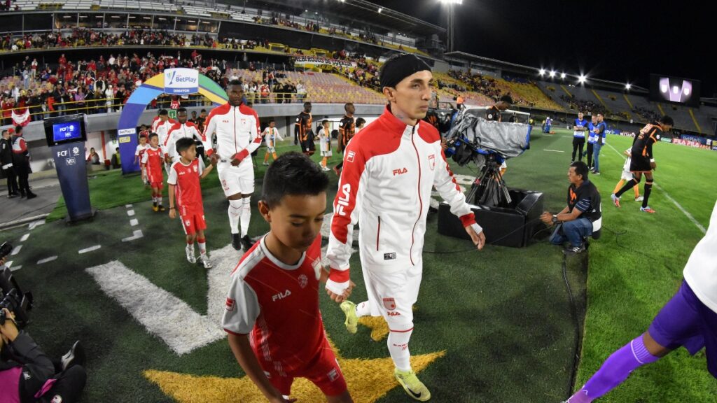 Santa Fe espera por Omar Frasica