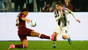 Juventus y Torino dan una tremenda batalla sin goles en el derbi de Turín