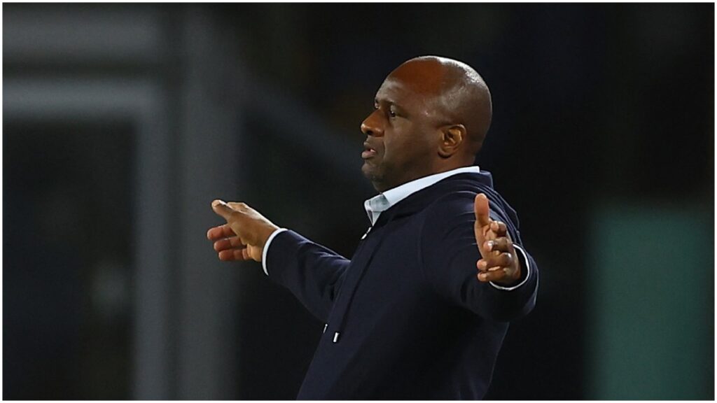 El Genoa, equipo donde milita el mexicano Johan Vásquez, puso fin a la etapa de Patrick Vieira como entrenador del primer equipo | Reuters