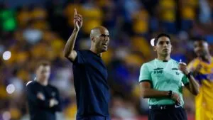 Pizarro evita polémica arbitral y destaca el cierre positivo de Tigres